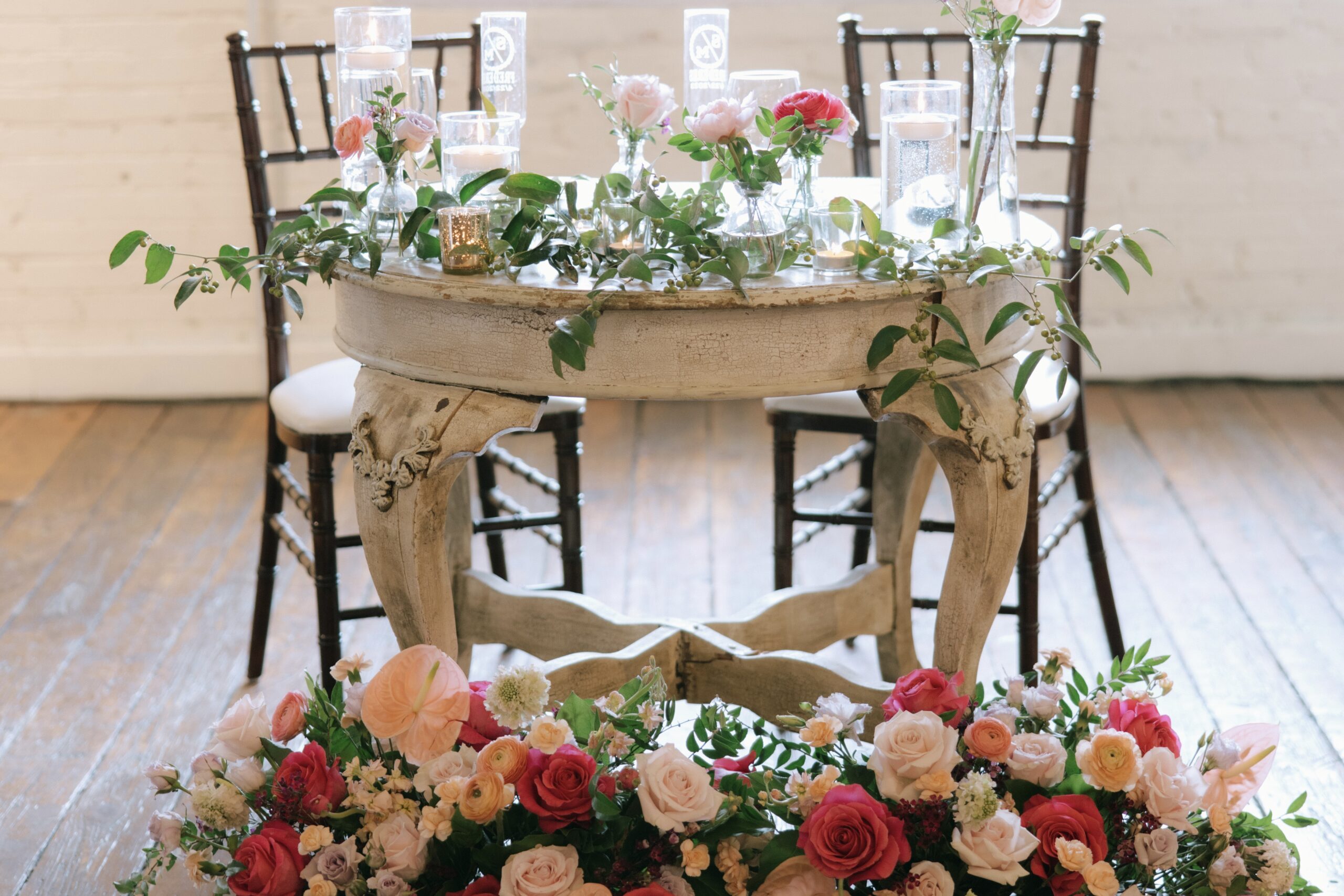Head table or Sweetheart table